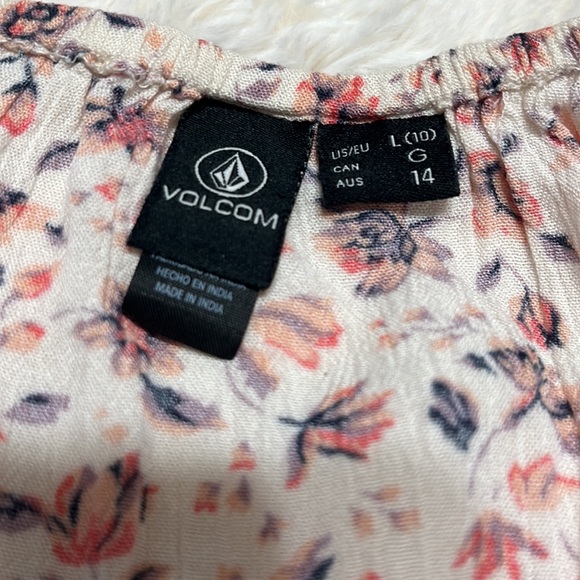 Volcom cute top. Bow in the back , like new - Picture 4 of 5